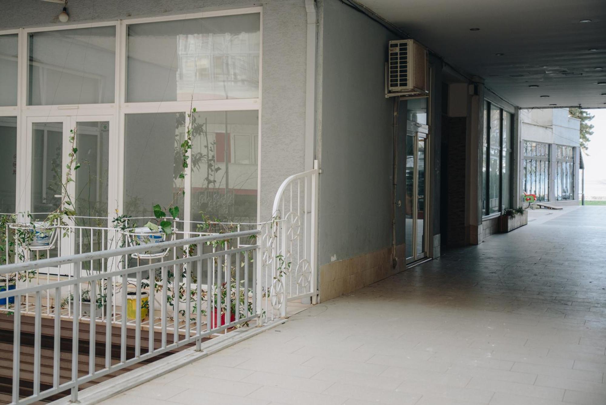 Sun&Moon Ohridlake Apartments Pogradec Exterior photo