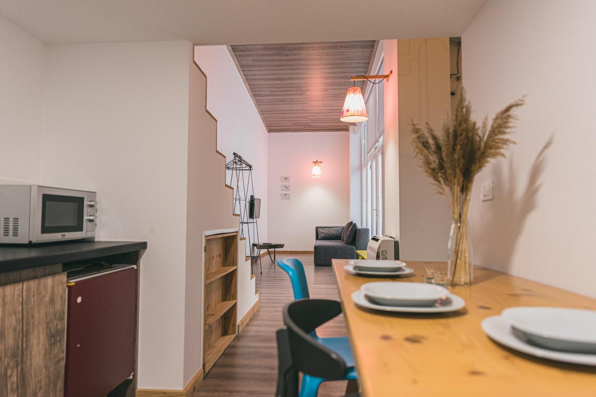Sun&Moon Ohridlake Apartments Pogradec Exterior photo